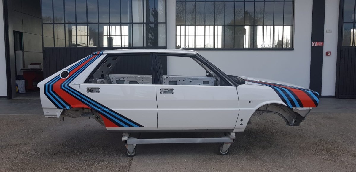 Lancia Delta HF Integrale 4wd Martini Gr.A Painted Livery - Giacomo Baj