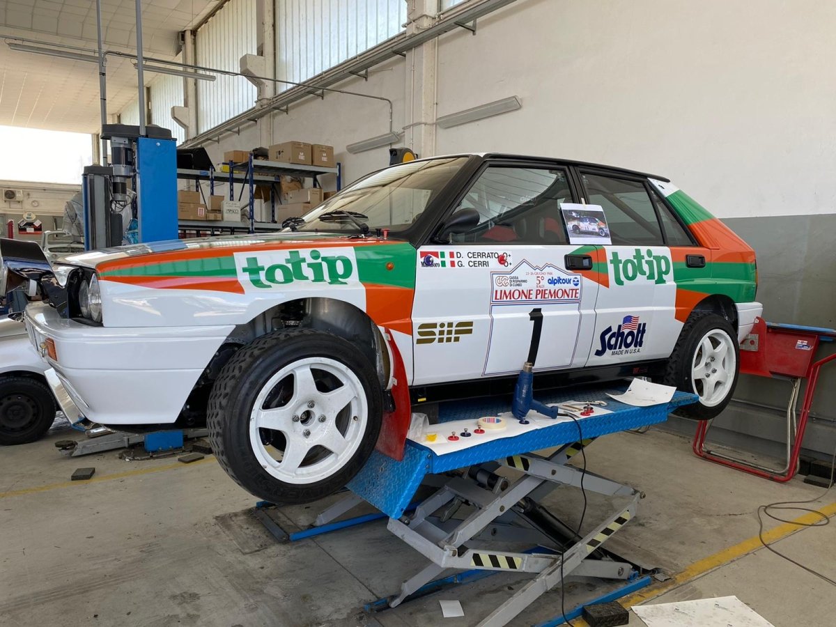 Lancia Delta HF Integrale 8v Totip Gr.A Painted Livery - Giacomo Baj