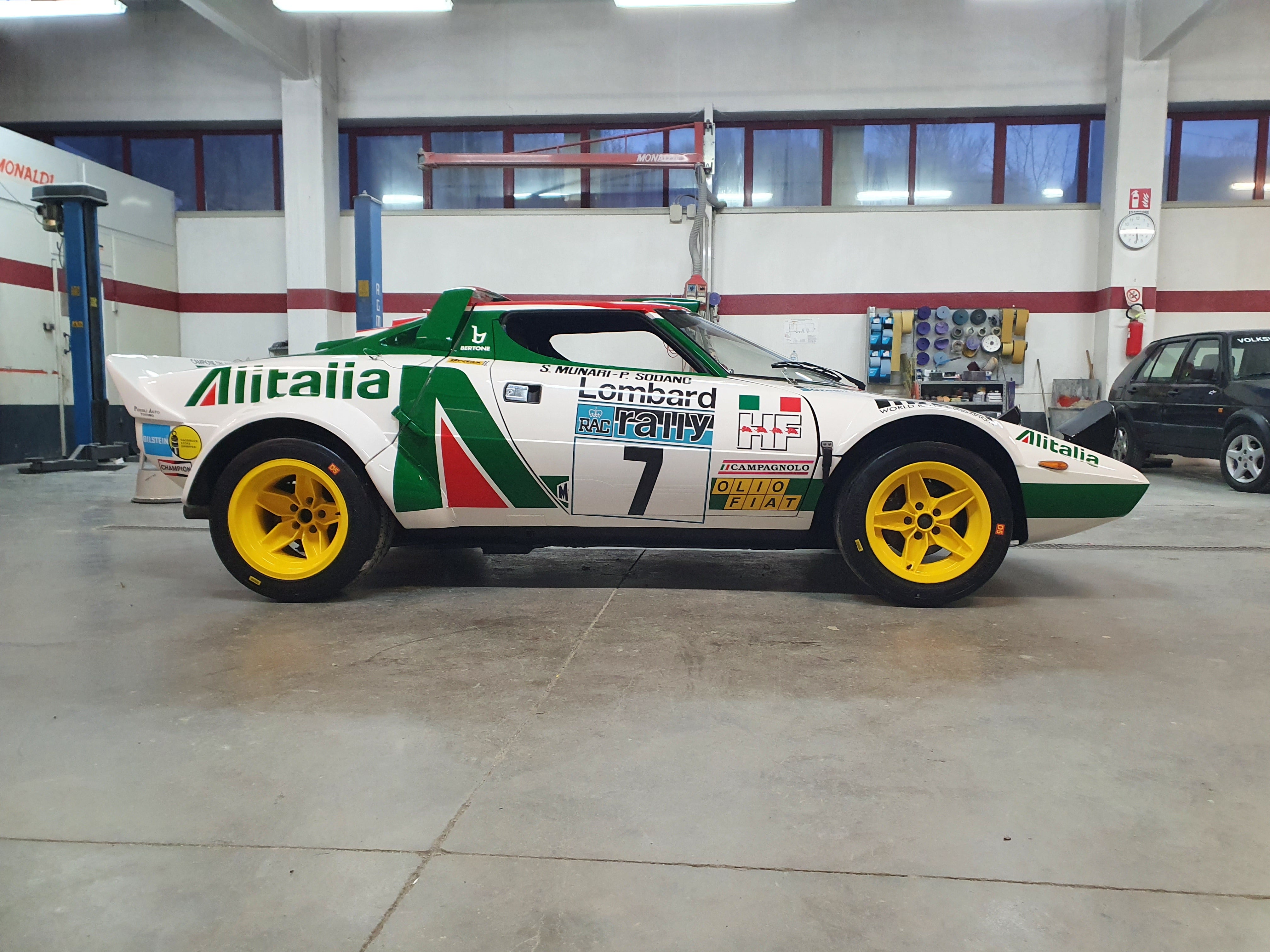 Lancia Stratos HF Gr.4 Alitalia Painted Livery - Giacomo Baj Decals kit livery